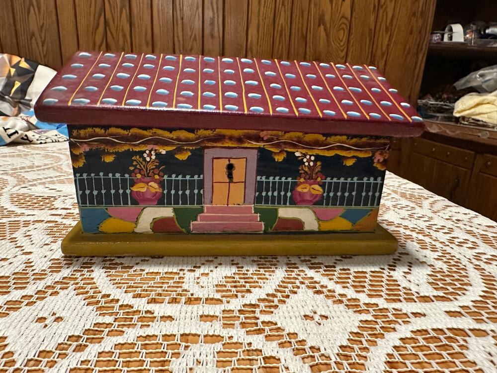 Vintage Hand Painted Wood House Box Trinket Jewelry Chest Folk Art Architectural